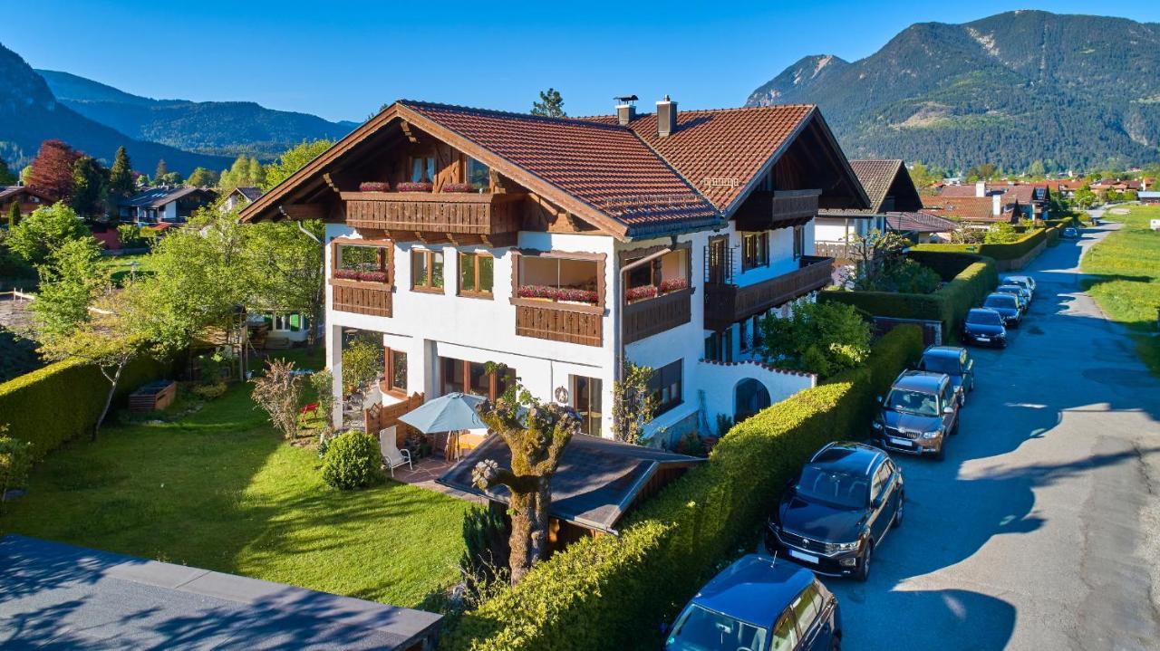 Апартаменты Haus Alpklang Гармиш-Партенкирхен Экстерьер фото